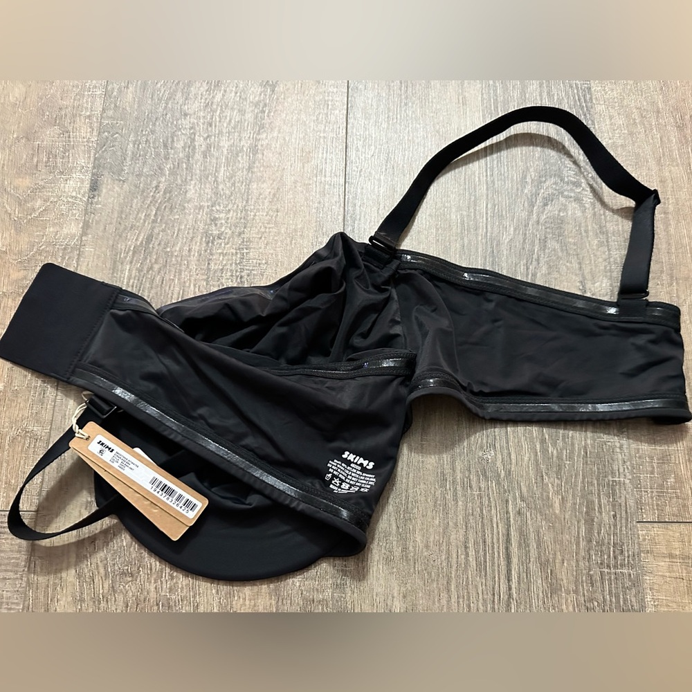 SKIMS Smoothing Intimates Strapless Bra Onyx 46DDD (F) CUSHIONED UNDERWIRE NWT - Picture 5 of 6